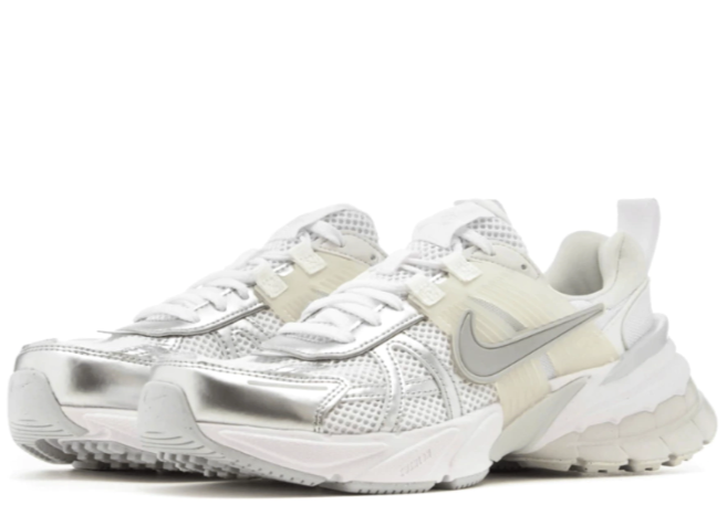 Nike V2K Run white