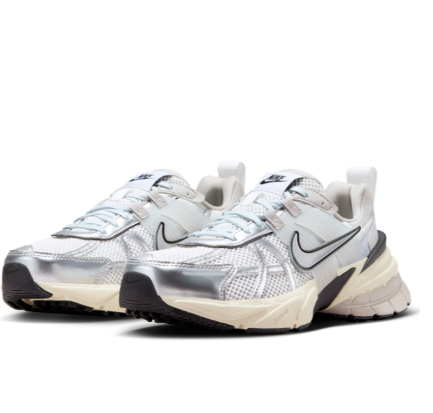 Nike V2K Prata