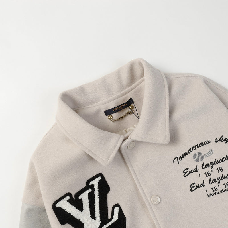 Jaqueta Varsity com Assinatura Branca